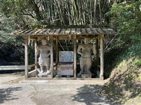 山北八幡宮仁王像