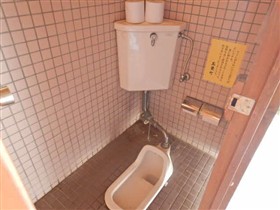 年の神公園トイレ2